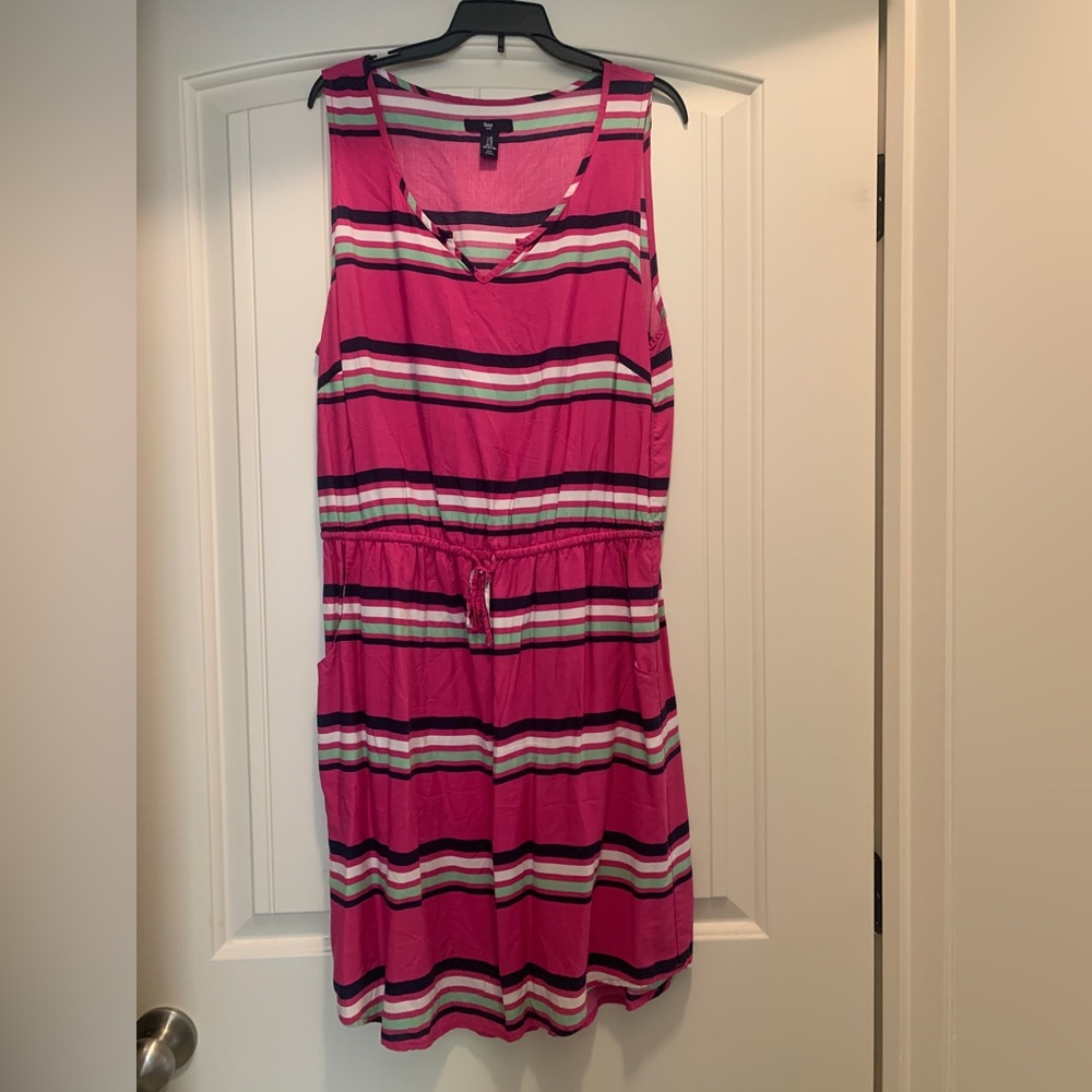 GAP M pink striped dress